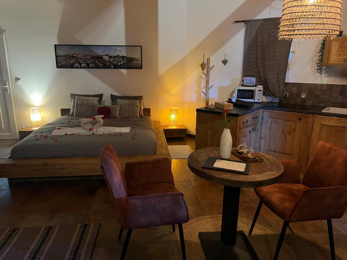 Bedroom, Les Lofts de Bouzigues - Jacuzzi prive - Plage 350m, Hérault