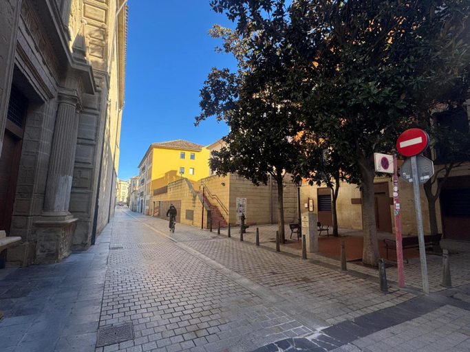 Exterior & Views 4, Albergue Logrono Centro, La Rioja