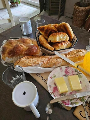 Food & Drinks 4, Chambres d'hôtes Sous les Grands Chênes, Loire-Atlantique