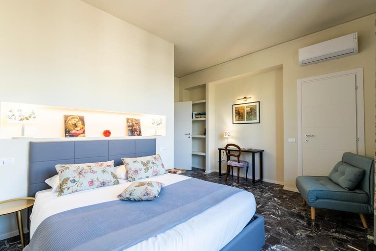 Room 5, Scena Illustrata, Florence