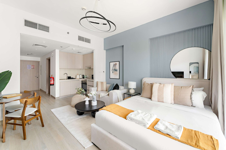 Room 2, Silkhaus Canalside Cozy Studio Water s Edge, Yas Island
