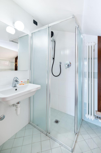 Bathroom 2, Le Rose Suites - Misano World Circuit & Beach, Rimini