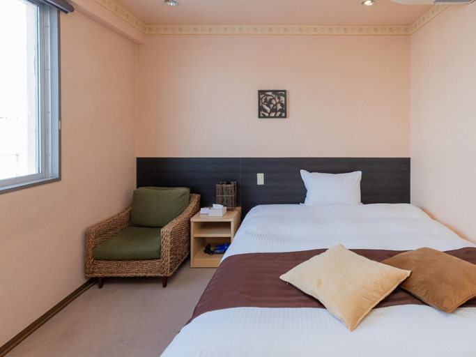 Bedroom 2, Hirosaki Touei Hotel, Hirosaki