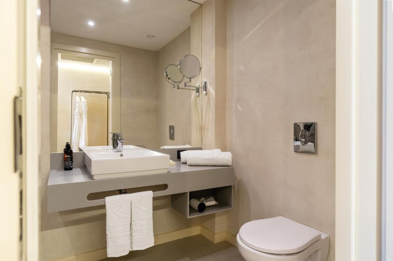 Bathroom 5, Renion Hotel, Almaty