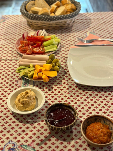 Food & Drinks