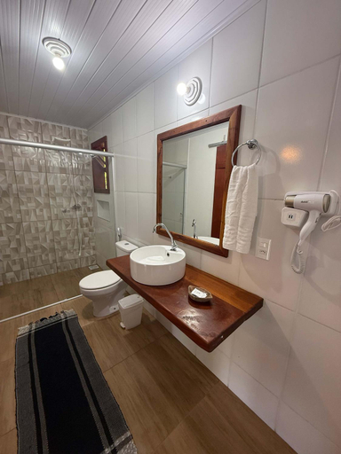 Bathroom 2, Chales Jatoba, Prados