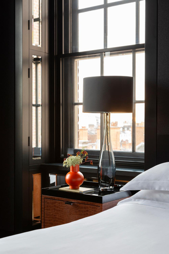 Bedroom, Grosvenor House Suites, London