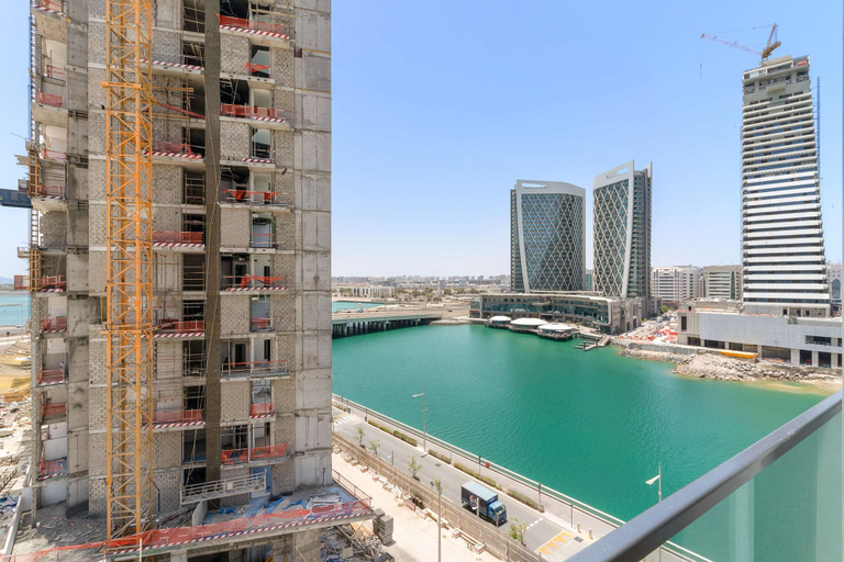 Room 5, Silkhaus New Tower Near Al Reem Adgm, Abu Dhabi City