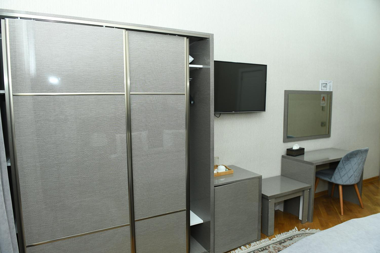 Bedroom 2, Rainbow Baku Boutique Hotel, Baku