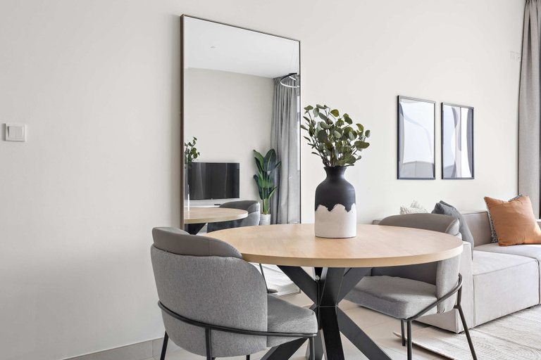 Room 4, Silkhaus 1bdr in Najmat Near Reem Central Park, Abu Dhabi City