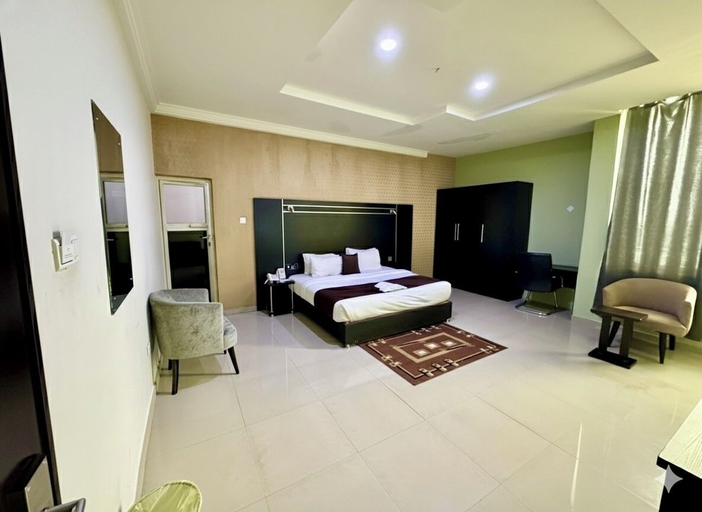 Bedroom 2, Monarchs Luxury Palace Hotel, IlorinWe