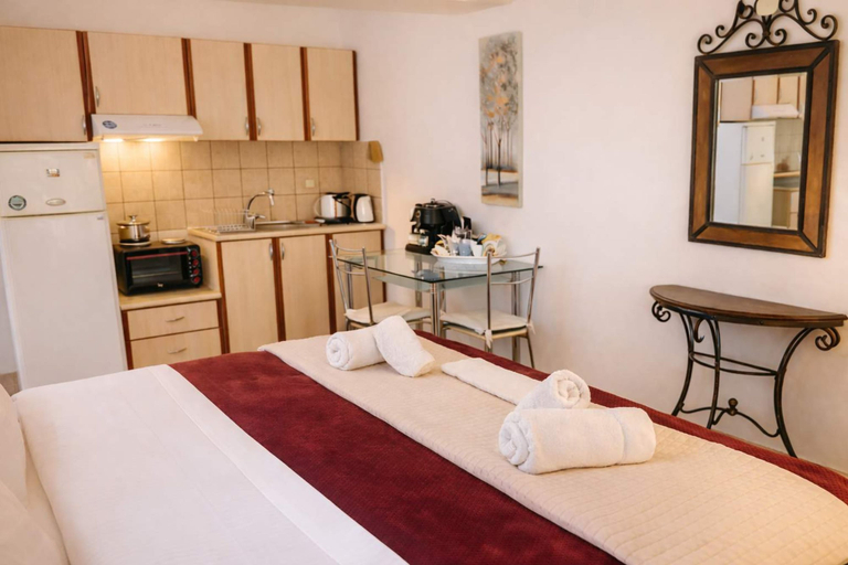 Room 3, Love Studio - Sitia Cozy Stay w Balcony in Crete, Crete