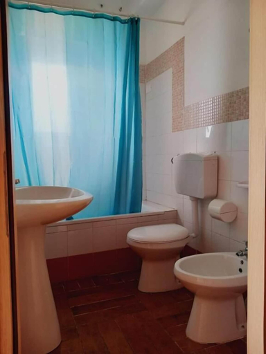 Bathroom 3, Residence Marino, Palermo