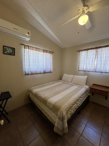 Bedroom 2, Coco Cabanas Loreto, Comondú
