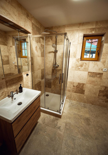 Bathroom 4, Bawaria Wellness Retreat, Frýdek-Místek