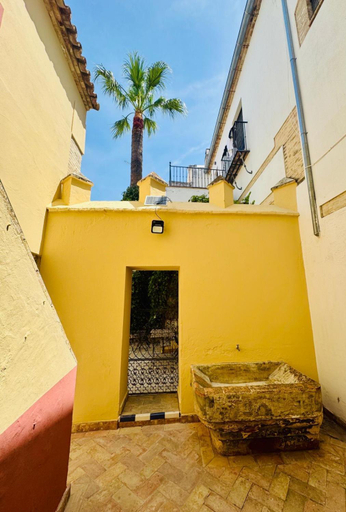 Exterior & Views 1, FRENTEABASTOS Boutique, Sevilla