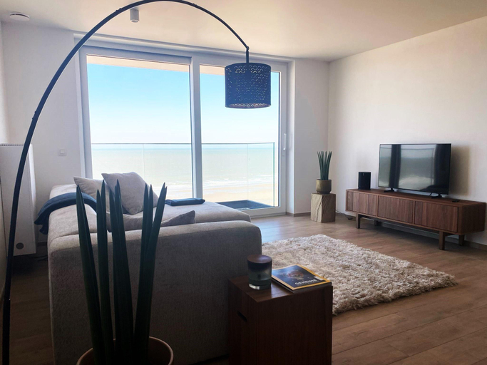 Others 3, Apartment in Middelkerke with Stunning Sea Views, West-Vlaanderen
