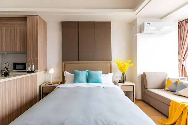 Room 3, Yazhi Apartment, Guangzhou