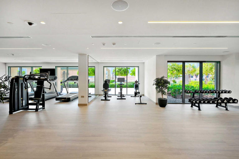 Room 5, Silkhaus in Burj Royale Luxury 1bdr High Floor, Dubai