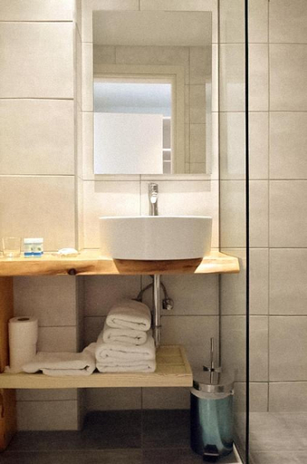 Bathroom 4, Zeus Eleva Miraya, Crete