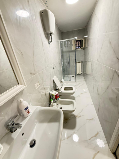 Bathroom, Plebiscito Charme Rooms, Napoli