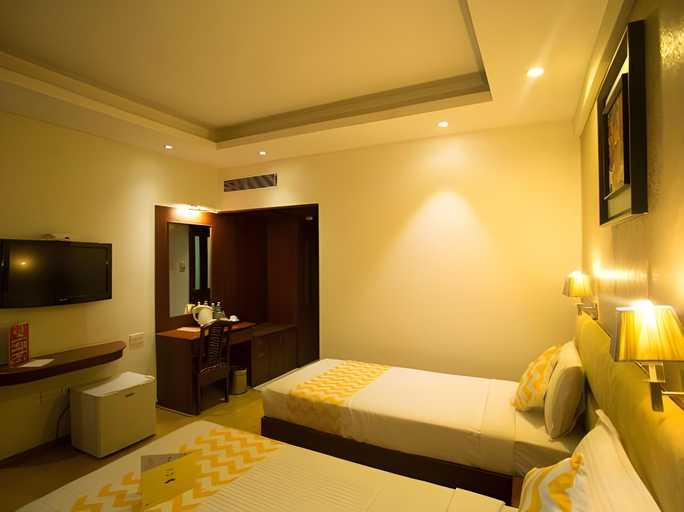Bedroom 2, Royal Regency, Chennai
