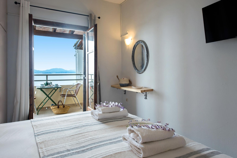 Room 5, Hotel Barbati - Ionian Sea View Studio, Ionian Islands