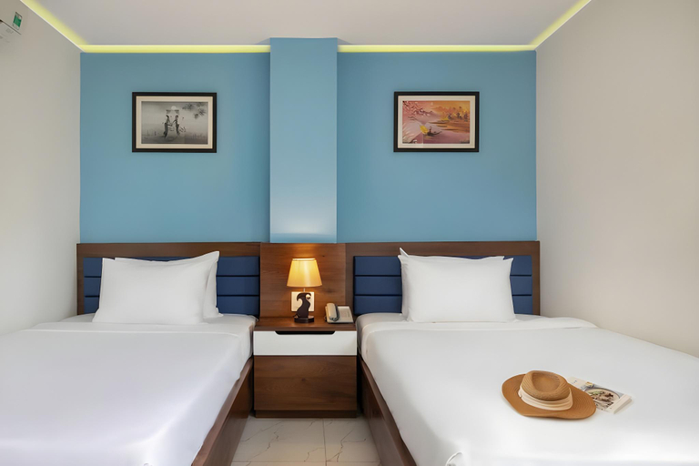 Bedroom 2, Sapphire Hotel, Da Nang