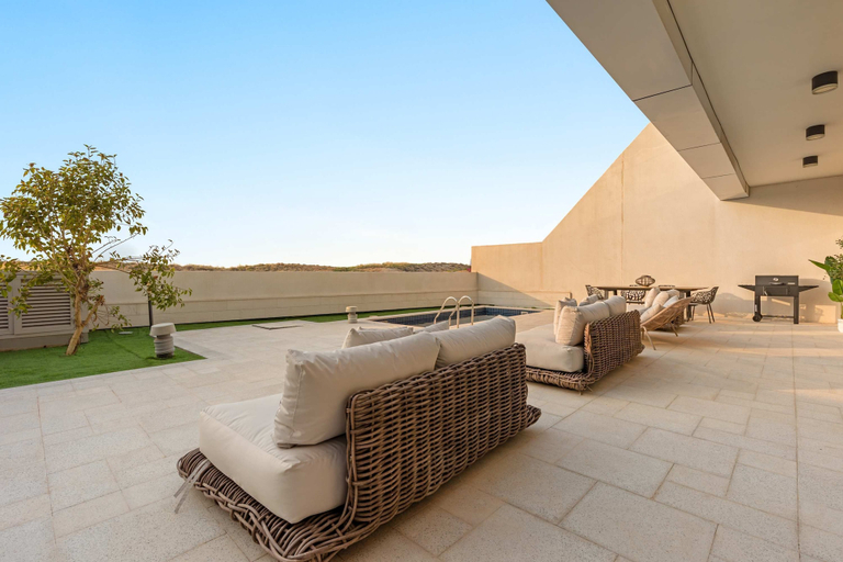 Room 2, Silkhaus Beach Villa Private Pool 3BR Maid, Yas Island