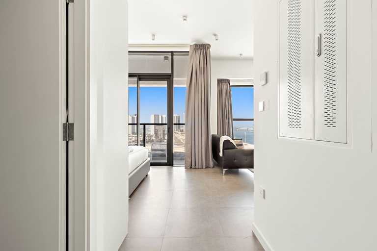 Room 3, Silkhaus Chic Studio Private Beach Pixel Tower, Abu Dhabi City