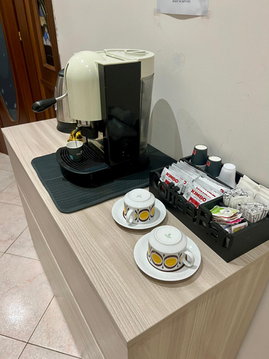 Food & Drinks 4, Jordan Home, Napoli