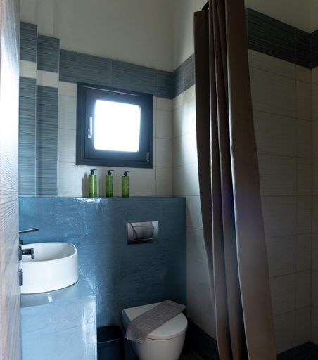 Bathroom 3, Helios Blue Villas Kriopigi Kassandra, Central Macedonia