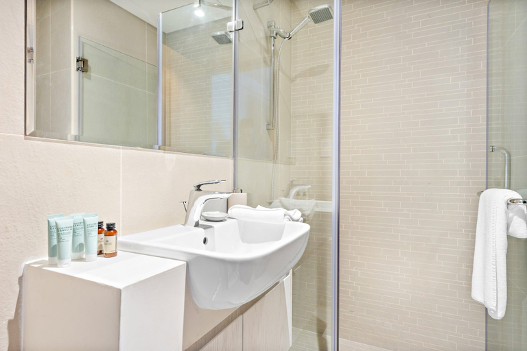 Room 2, Silkhaus in Julphar Cozy 1bdr In Reem Island, Abu Dhabi City