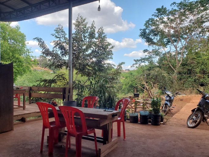 Food & Drinks 2, Srey leaphome stay & trekking, Ban Lung