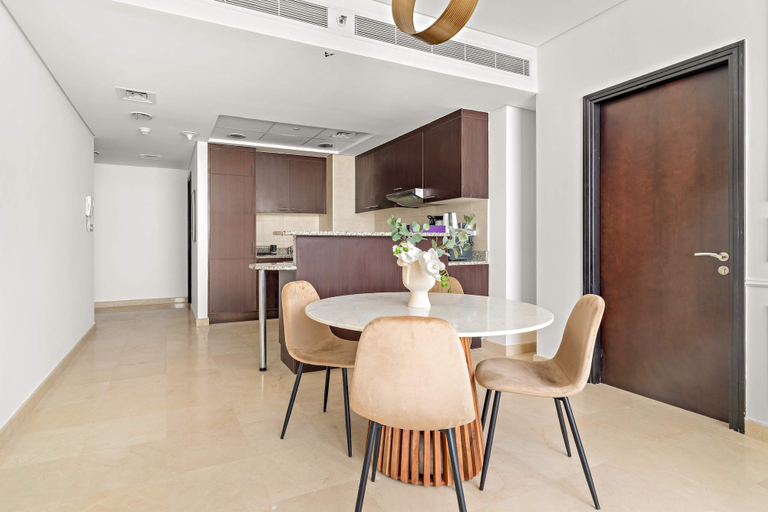 Room 2, Silkhaus Comfy 1bdr Sky Gardens in Difc NEW, Dubai