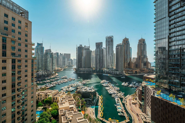 Room 2, Silkhaus Luxurious 3BR Maid Dubai Marina, Dubai
