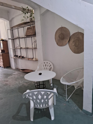 Others 3, Hostal da Glau, Salvador