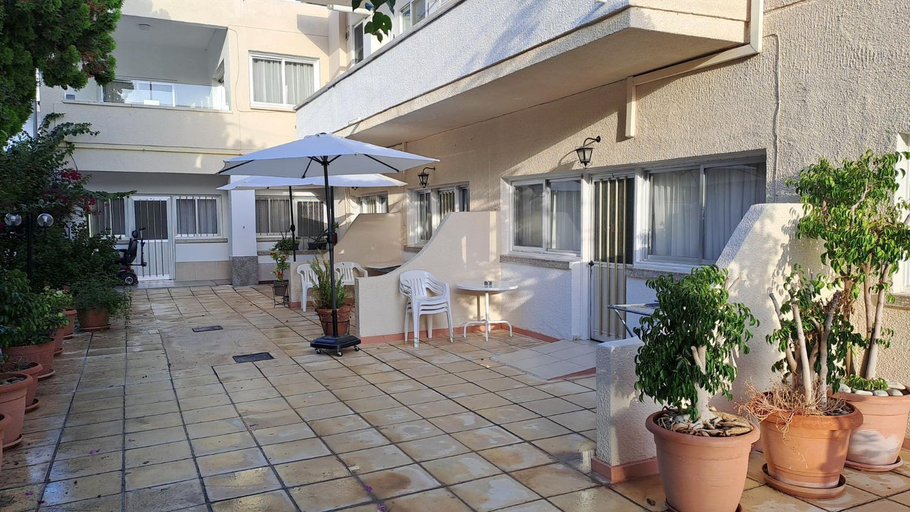 Exterior & Views, C & A Hotel Apartments