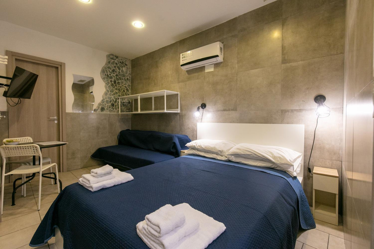 Bedroom, Terrazza Miracoli Napoli, Napoli