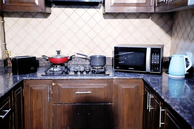 Private kitchen, Fortune Home Service Apartment J-171, Delhi