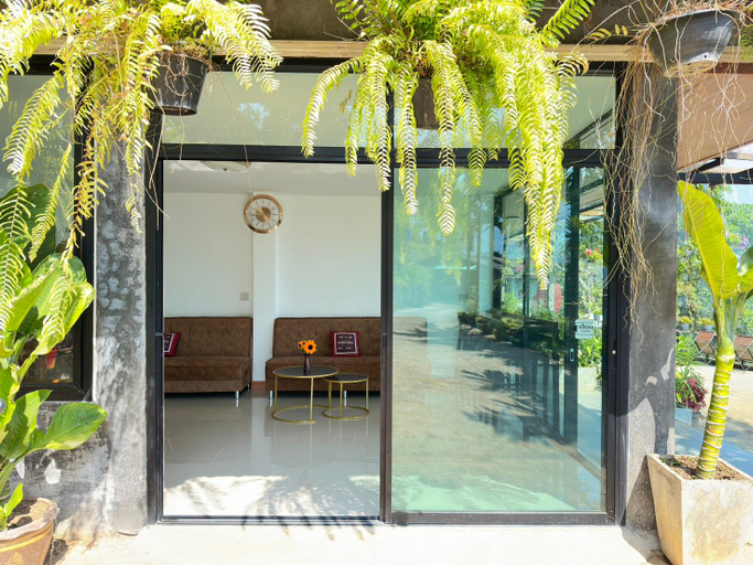 Public Area, Oasis phamee, Mae Sai