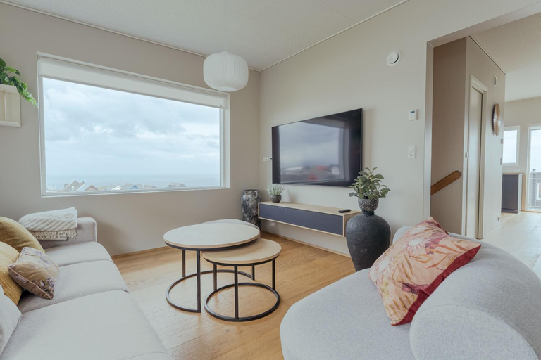 Others 5, Luxury Townhouse with Panoramic Sea View, Tórshavn