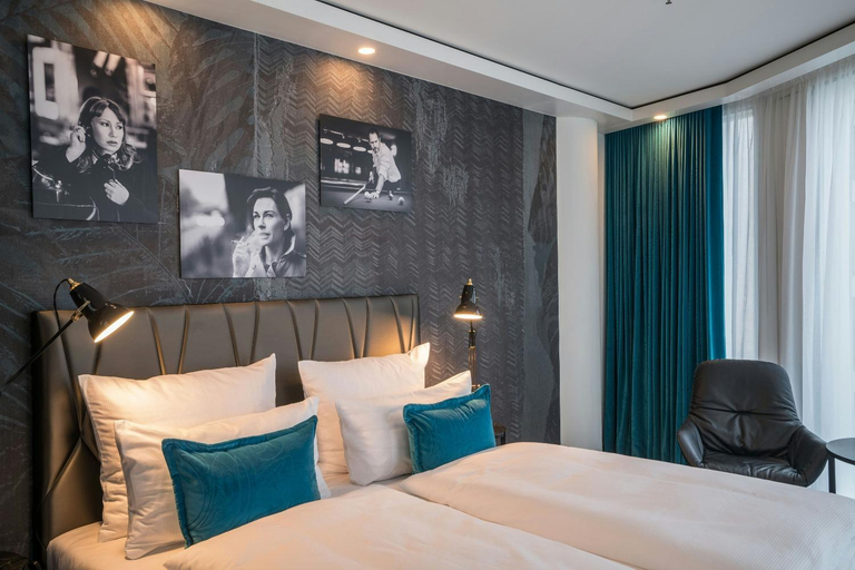 Bedroom 2, Motel One Berlin-Upper West, Berlin