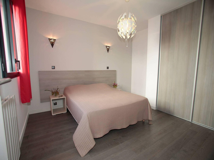 Room 5, Villa in Anglet Between Ocean, Forests, Pyrénées-Atlantiques