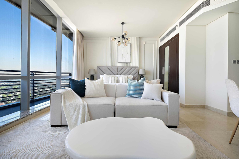 Room 5, Silkhaus Chic Studio in Difc Pool Gym, Dubai