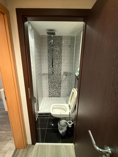 Bathroom 2, Gastehaus Giannikis, Rems-Murr-Kreis