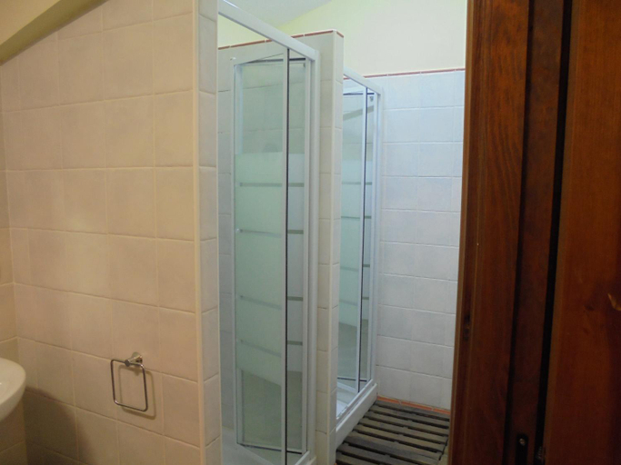 Bathroom 3, Caserio Areitz Soroa, Vizcaya