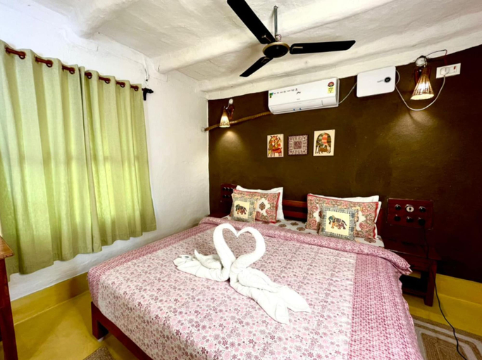 Room 4, Vindhyavan Mud House Panna, Panna