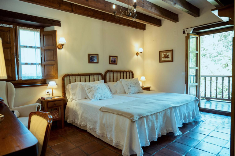 Bedroom 3, Posada San Pelayo, Cantabria