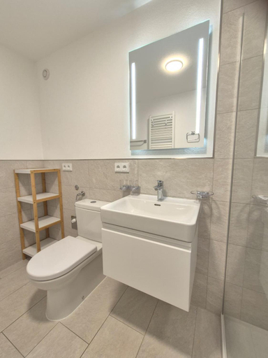 Bathroom 2, Apartments Achensee, Schwaz